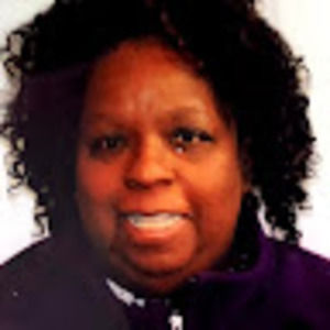 Meet your Posher, Dena